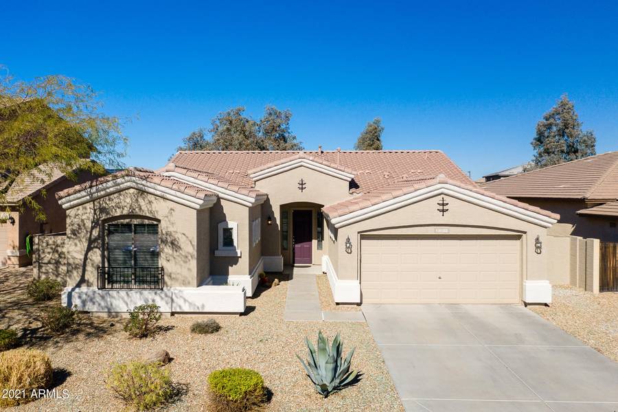 18088 W PARADISE Lane, Surprise, AZ 85388