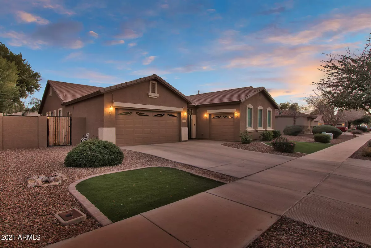 Queen Creek, AZ 85142,18517 E Pine Valley Drive