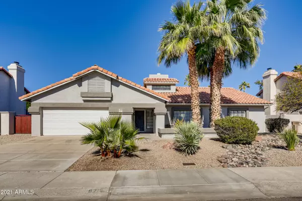 6208 W BEVERLY Lane, Glendale, AZ 85306