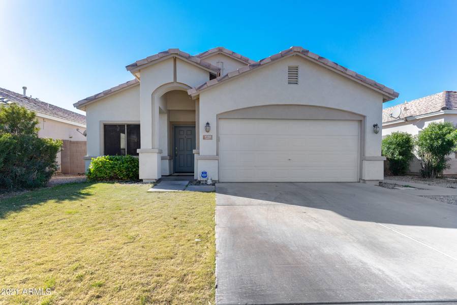 1132 S ROCKWELL Street, Gilbert, AZ 85296