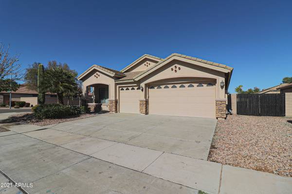 8754 W PALMAIRE Avenue, Glendale, AZ 85305