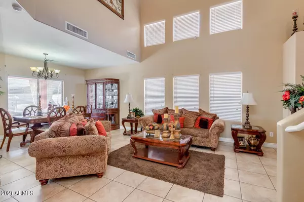 Tolleson, AZ 85353,9227 W RAYMOND Street