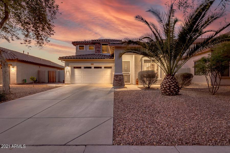 3904 S STALLION Drive, Gilbert, AZ 85297