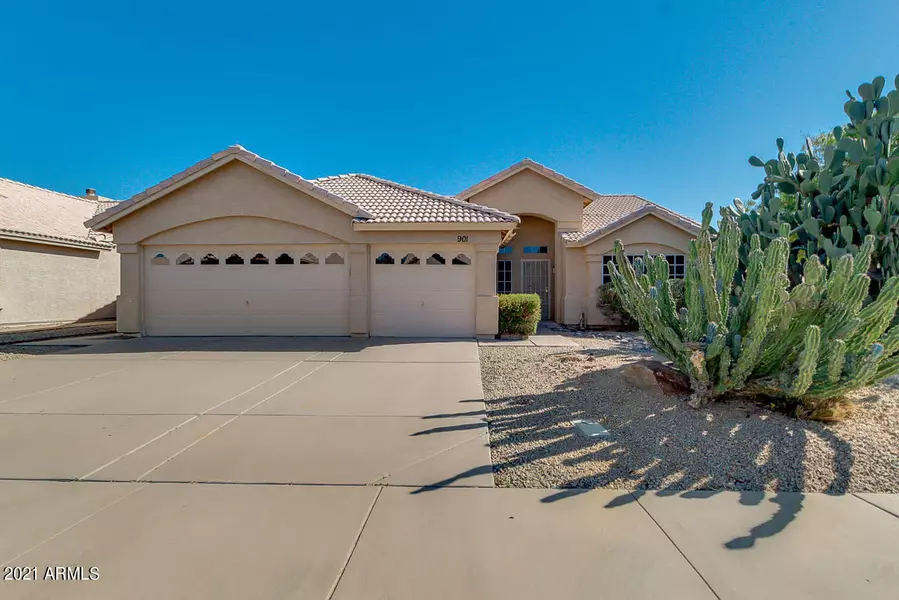 901 N KENWOOD Lane, Chandler, AZ 85226