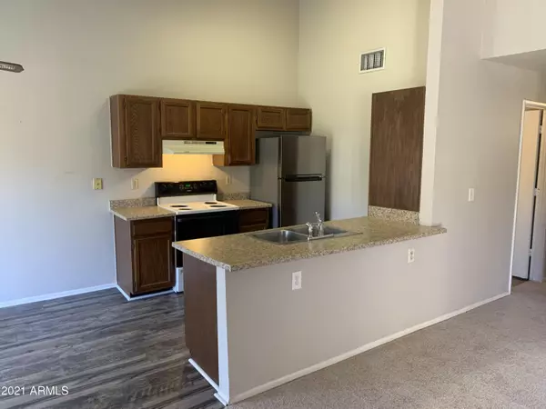 Glendale, AZ 85302,5236 W PEORIA Avenue #205