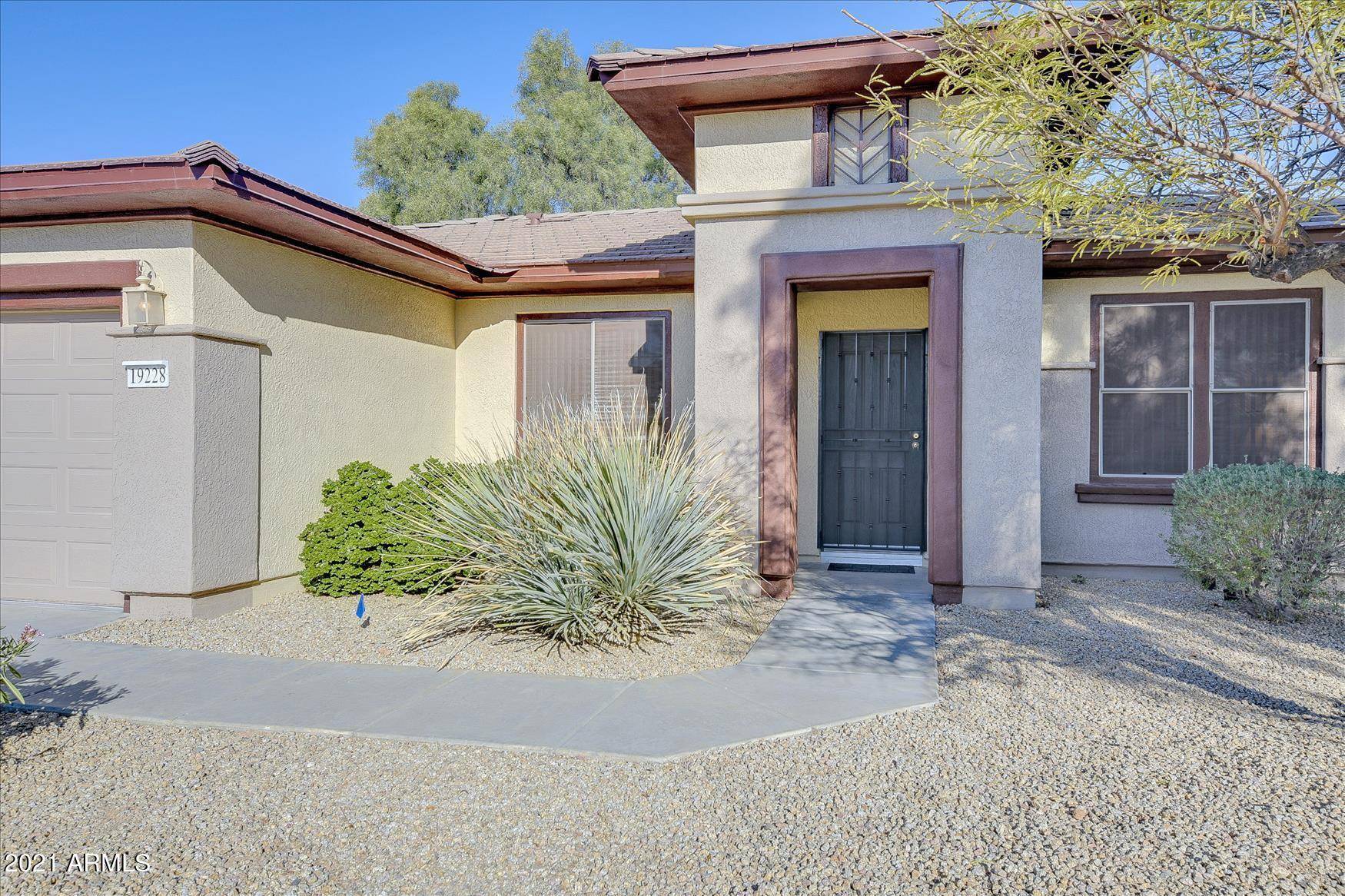 19228 N EMERALD COVE Way, Surprise, AZ 85387