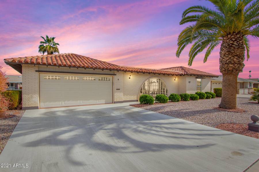 10527 W DESERT FOREST Circle, Sun City, AZ 85351