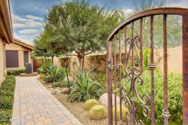 Scottsdale, AZ 85260,9437 E SUTTON Drive