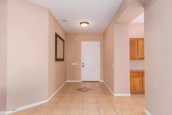 Chandler, AZ 85286,451 W WILDHORSE Drive