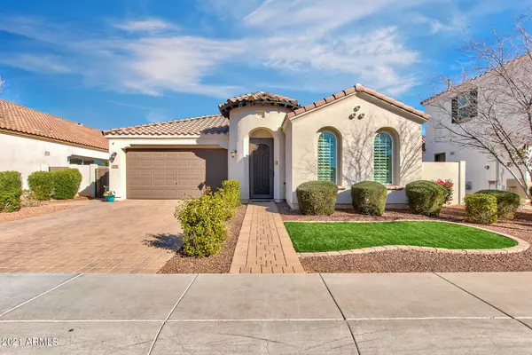 4316 E YELLOWSTONE Place, Chandler, AZ 85249