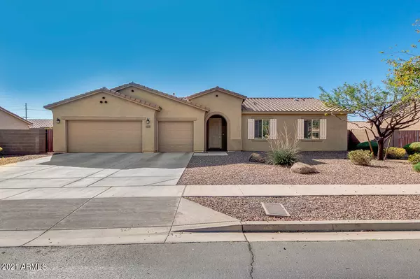 5537 W HUNTINGTON Drive, Laveen, AZ 85339