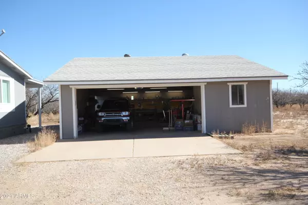 Sierra Vista, AZ 85650,8113 E MADERA Drive