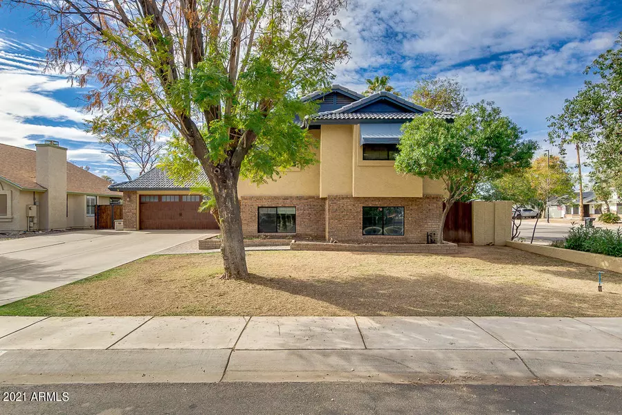 1148 N LARKSPUR Court, Gilbert, AZ 85234