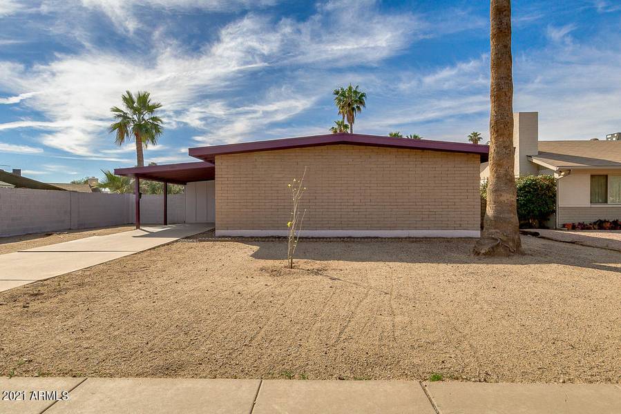 2409 E PEBBLE BEACH Drive, Tempe, AZ 85282