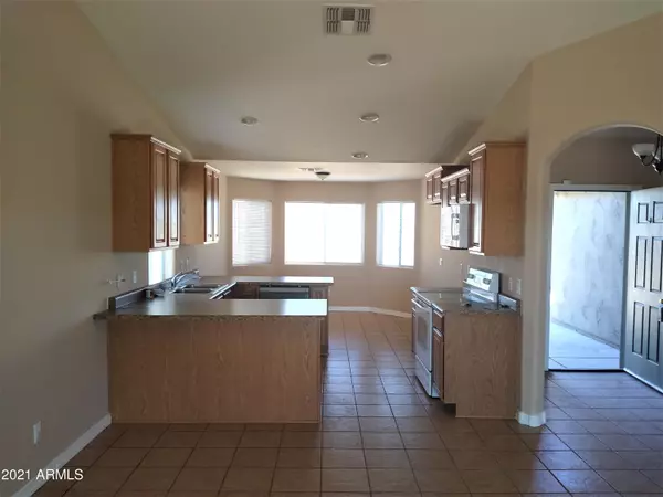 Eloy, AZ 85131,3335 W AQUADERO Drive