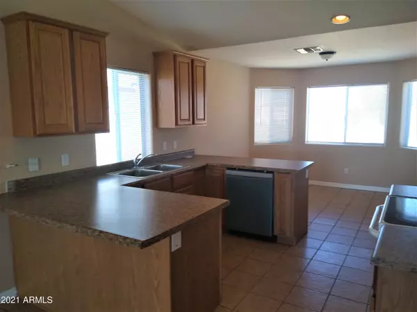 Eloy, AZ 85131,3335 W AQUADERO Drive