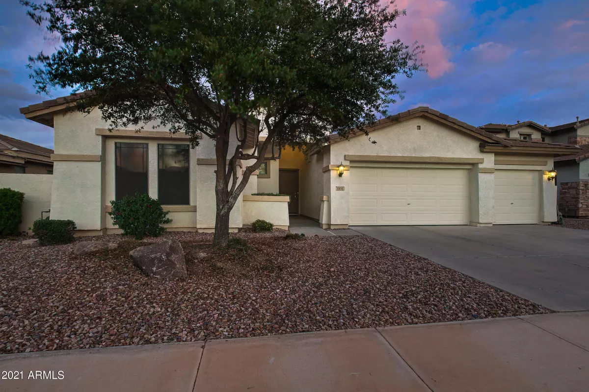 Chandler, AZ 85249,5931 S WHITE Place