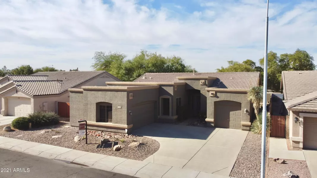 3922 S FELIX Place, Chandler, AZ 85248