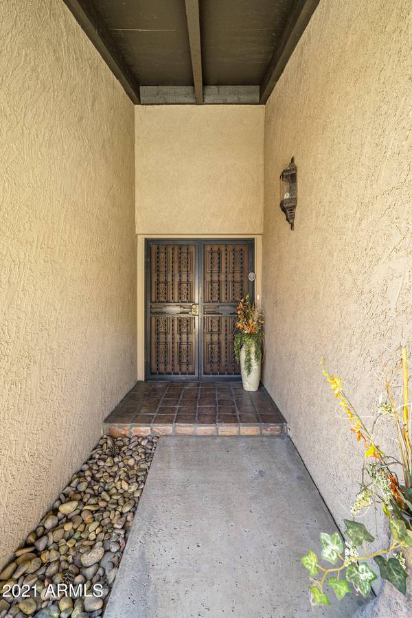 Scottsdale, AZ 85258,7999 E VIA DEL DESIERTO --