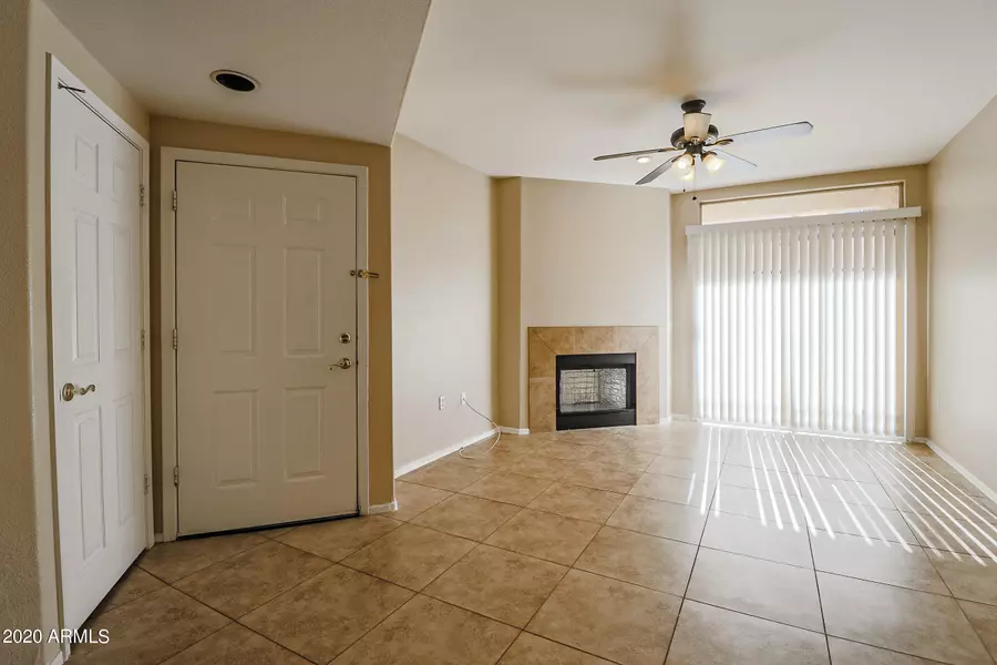 10410 N CAVE CREEK Road #1118, Phoenix, AZ 85020