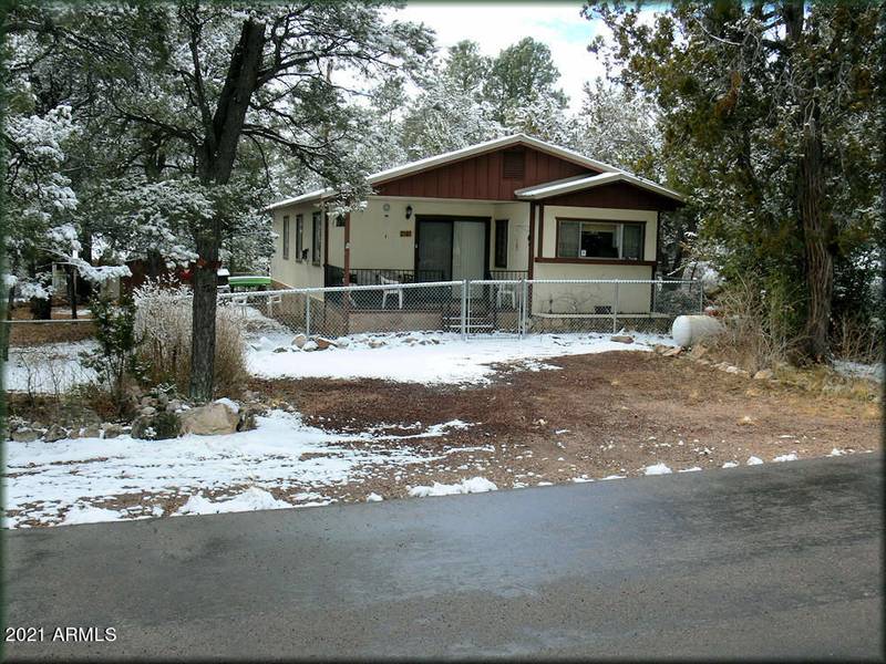 2187 WESTERN STAR Drive, Overgaard, AZ 85933