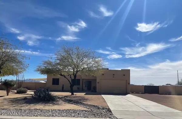 24519 W DESERT VISTA Trail W, Wittmann, AZ 85361