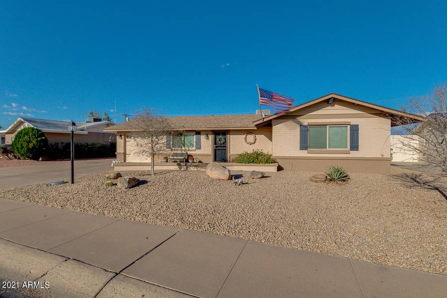 12405 N AUGUSTA Drive, Sun City, AZ 85351