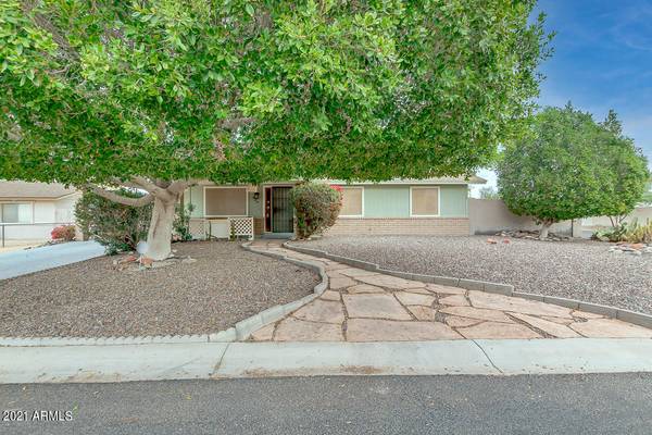 524 W 22ND Avenue, Apache Junction, AZ 85120