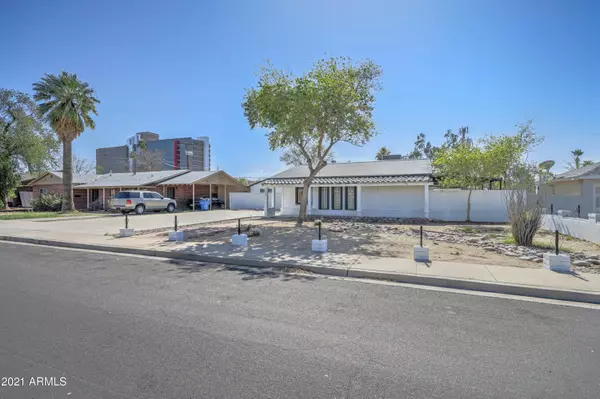 Phoenix, AZ 85016,1725 E VERDE Lane
