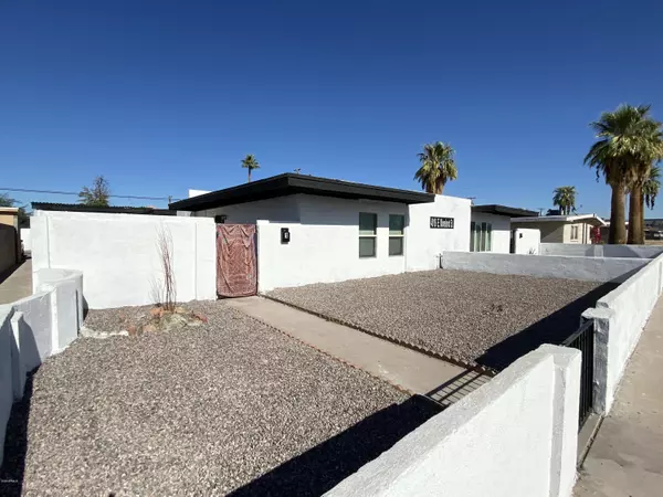 Phoenix, AZ 85008,4016 E MORELAND Street #1-4