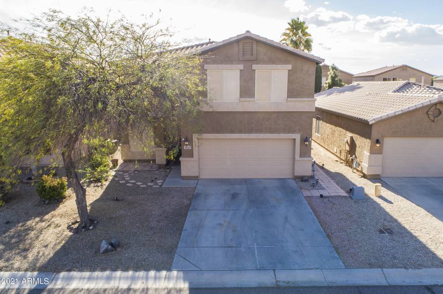 30052 N DESERT WILLOW Boulevard, San Tan Valley, AZ 85143