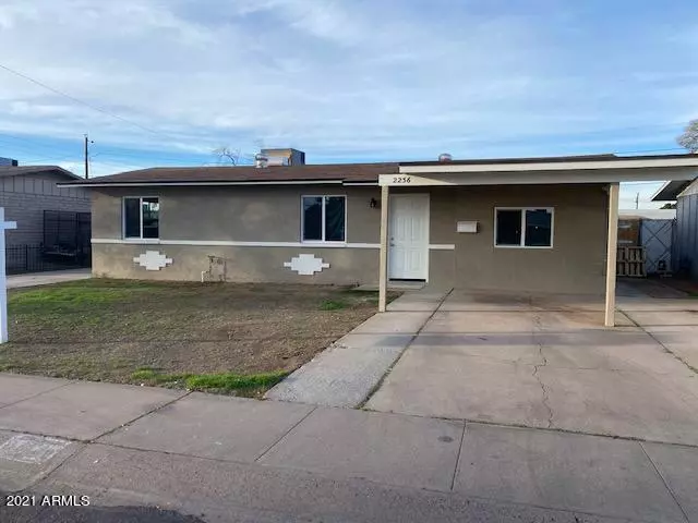 2236 W LUPINE Avenue, Phoenix, AZ 85029