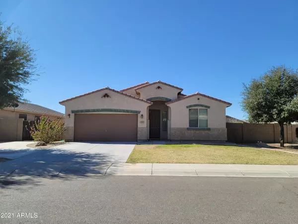 San Tan Valley, AZ 85143,901 W HEREFORD Drive