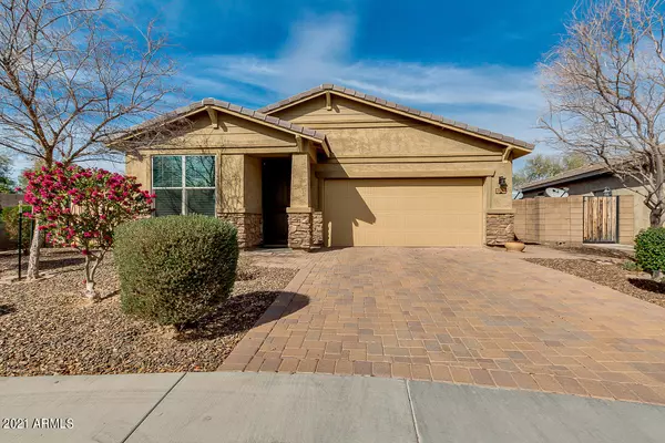 120 E BERNIE Lane, Gilbert, AZ 85295