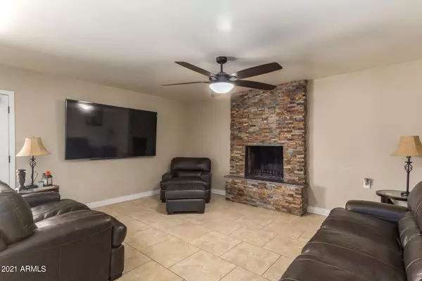 Phoenix, AZ 85033,6535 W HEATHERBRAE Drive