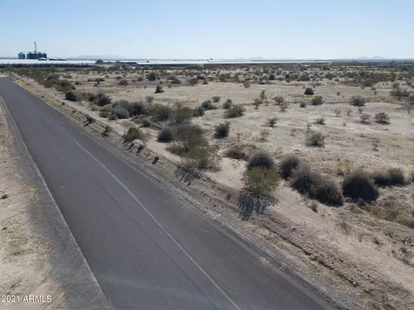 Stanfield, AZ 85172,40 E CAREFREE Place #-