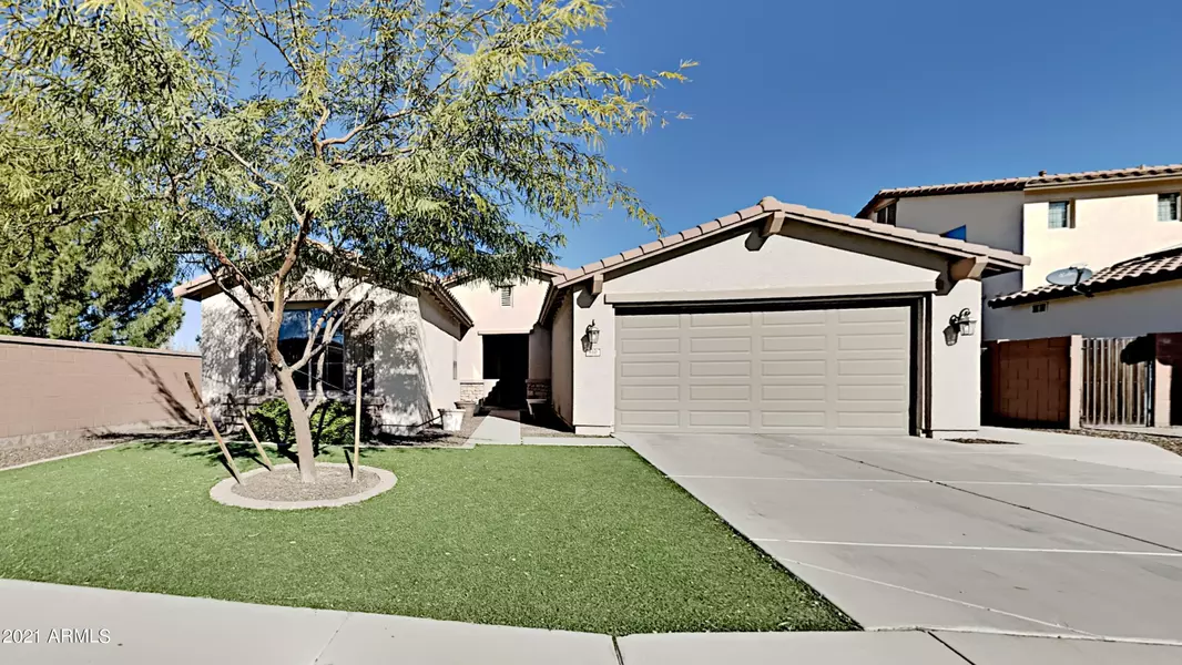 810 W REEVES Avenue, San Tan Valley, AZ 85140