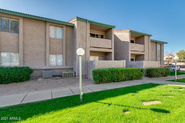 Mesa, AZ 85210,623 W GUADALUPE Road #227