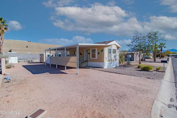 Apache Junction, AZ 85120,1448 W 2nd Avenue