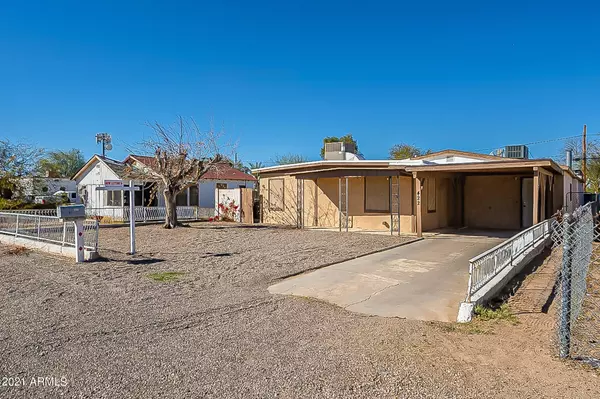 422 W KENNEDY Avenue, Coolidge, AZ 85128