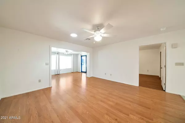 Mesa, AZ 85209,8256 E KIVA Avenue #415