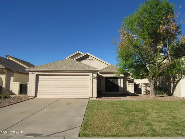 3876 W CHICAGO Street, Chandler, AZ 85226