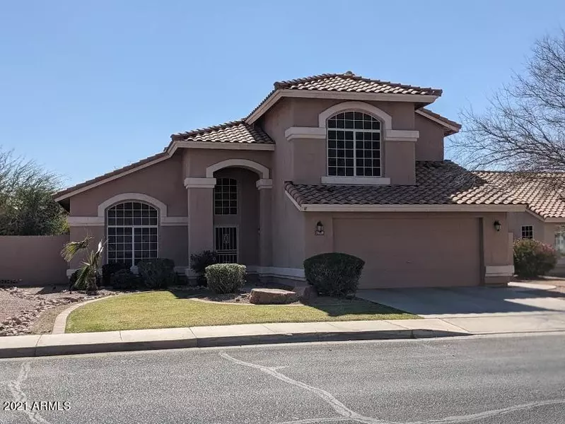 7439 W Via Montoya Drive, Glendale, AZ 85310