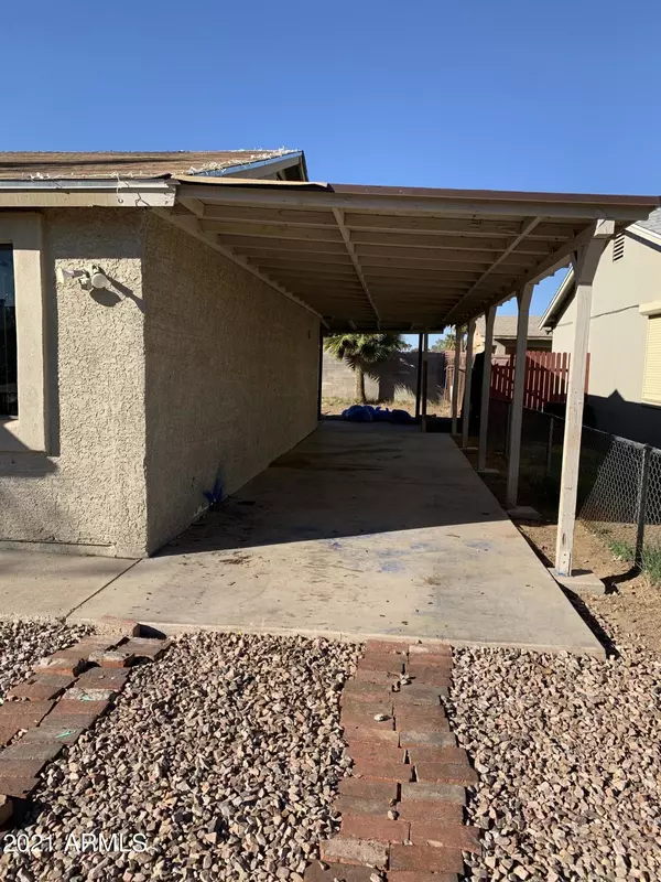 Phoenix, AZ 85033,7136 W WESTVIEW Drive