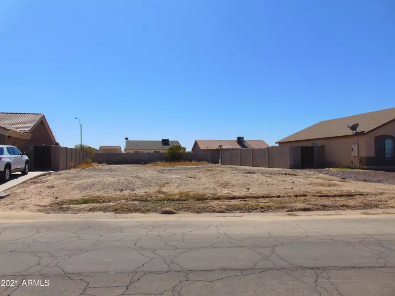 9325 W MAGNUM Drive #15, Arizona City, AZ 85123