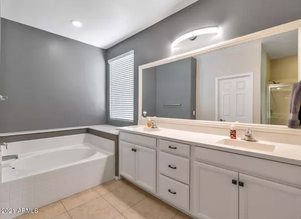 Litchfield Park, AZ 85340,14564 W READE Avenue