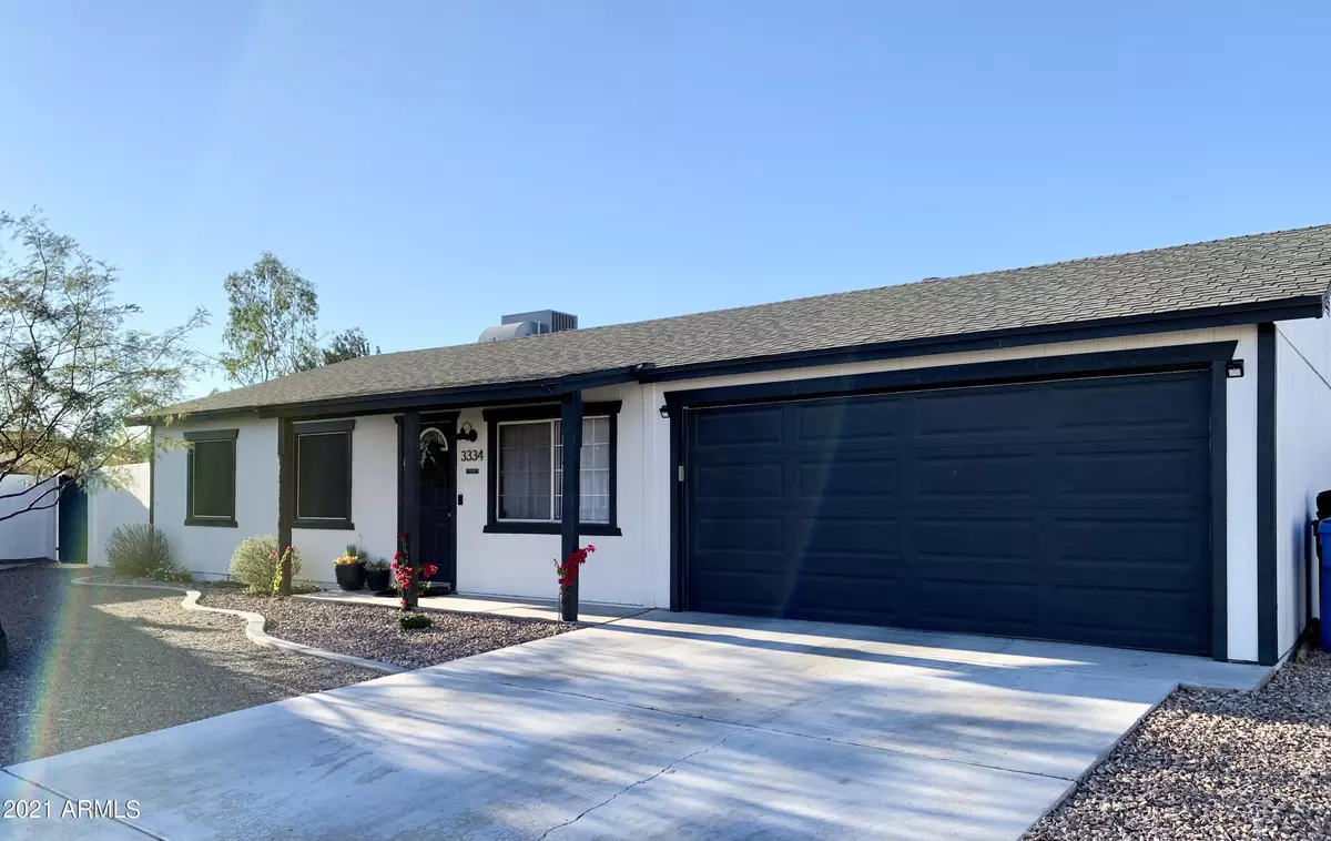 Phoenix, AZ 85032,3334 E GELDING Drive