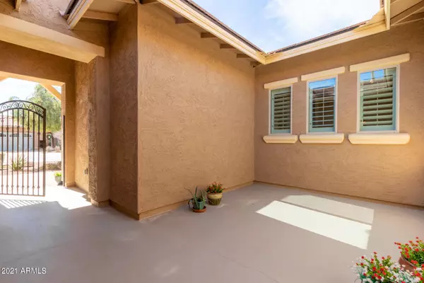 Surprise, AZ 85388,18516 W PARADISE Lane