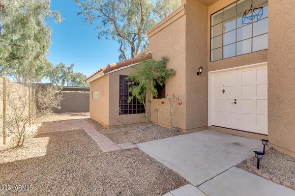 Chandler, AZ 85225,2061 N SUNSET Drive