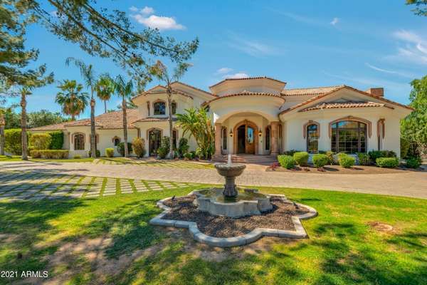 Paradise Valley, AZ 85253,8812 N 65TH Street